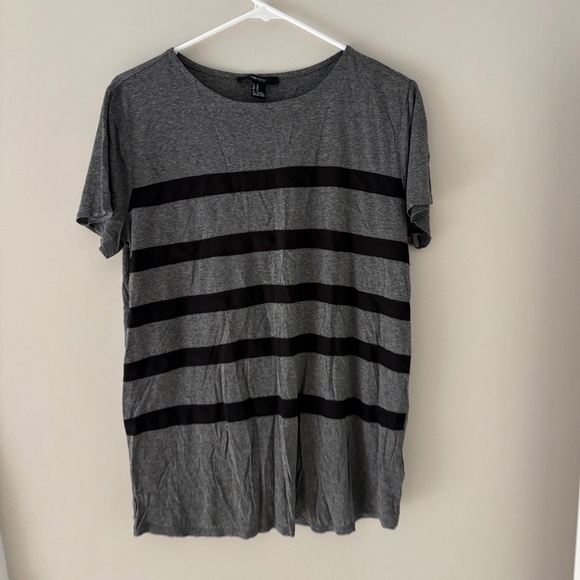 Forever 21 | Striped Tee | Size Medium - Picture 1 of 2